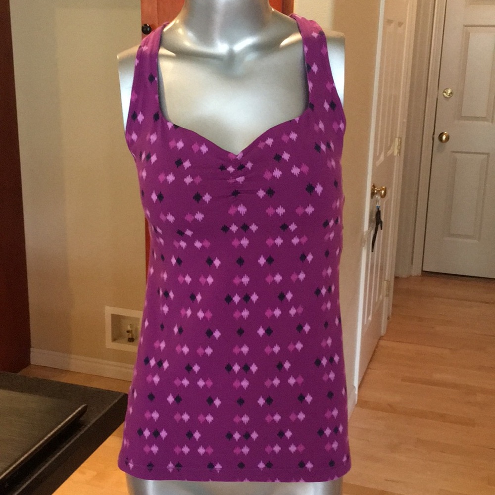 LUCY | tank top with shelf bra